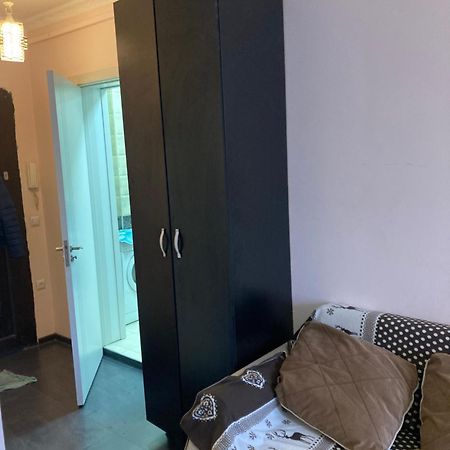 Dirsi Apartment Тбилиси Екстериор снимка